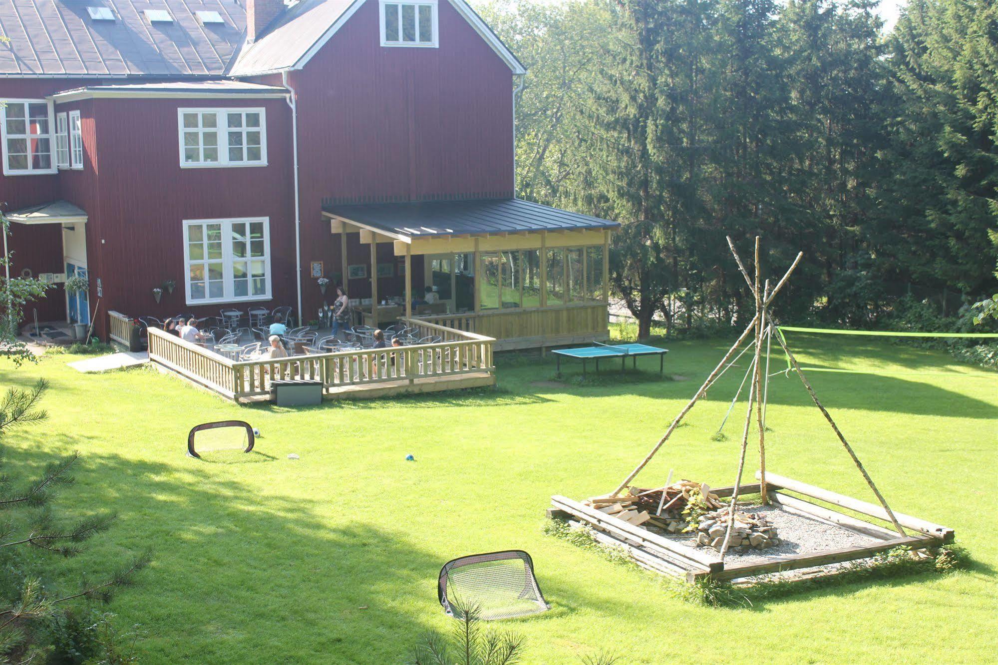 Guesthouse Eleven Hotel Arvika Zewnętrze zdjęcie