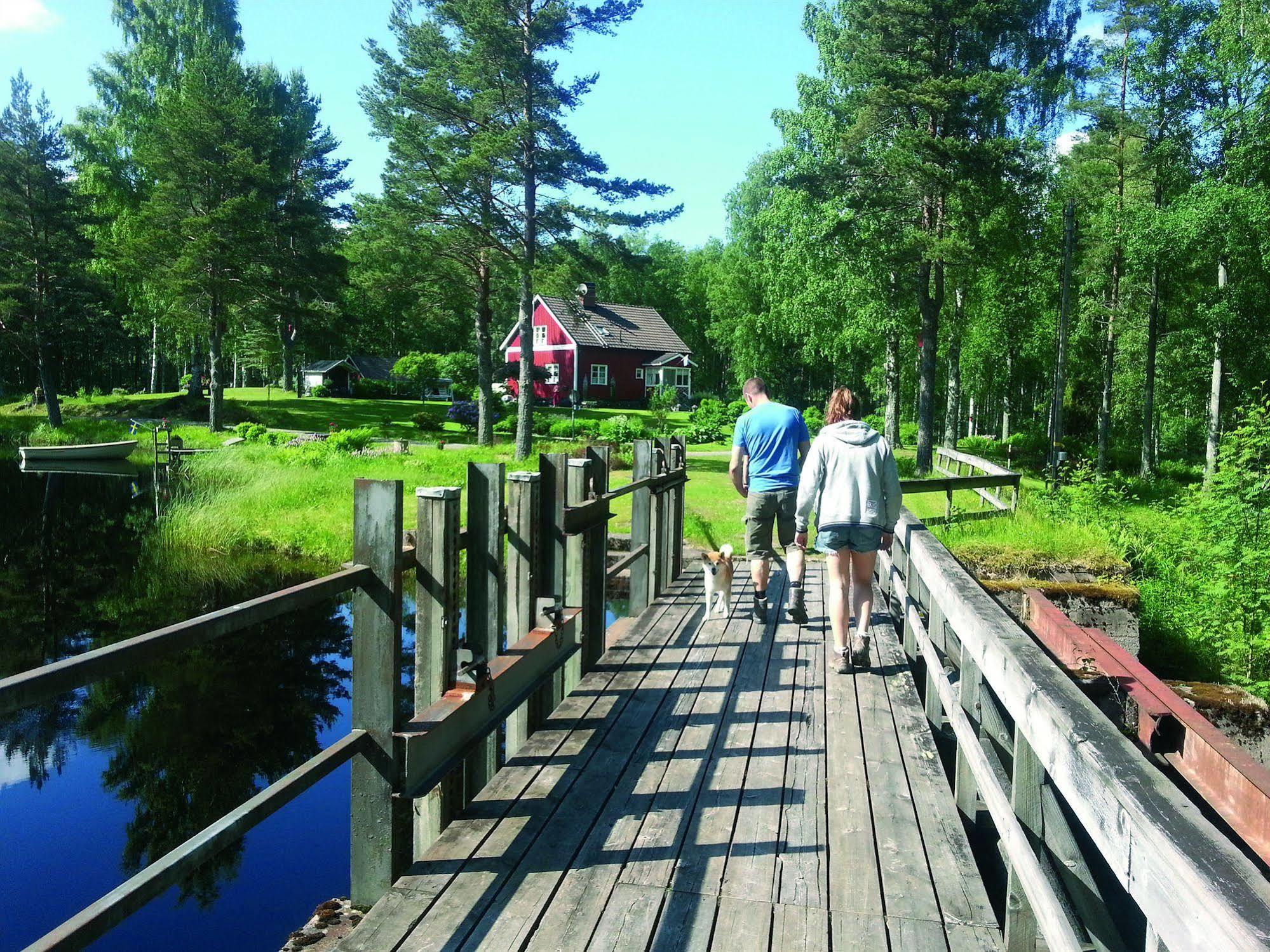 Guesthouse Eleven Hotel Arvika Zewnętrze zdjęcie