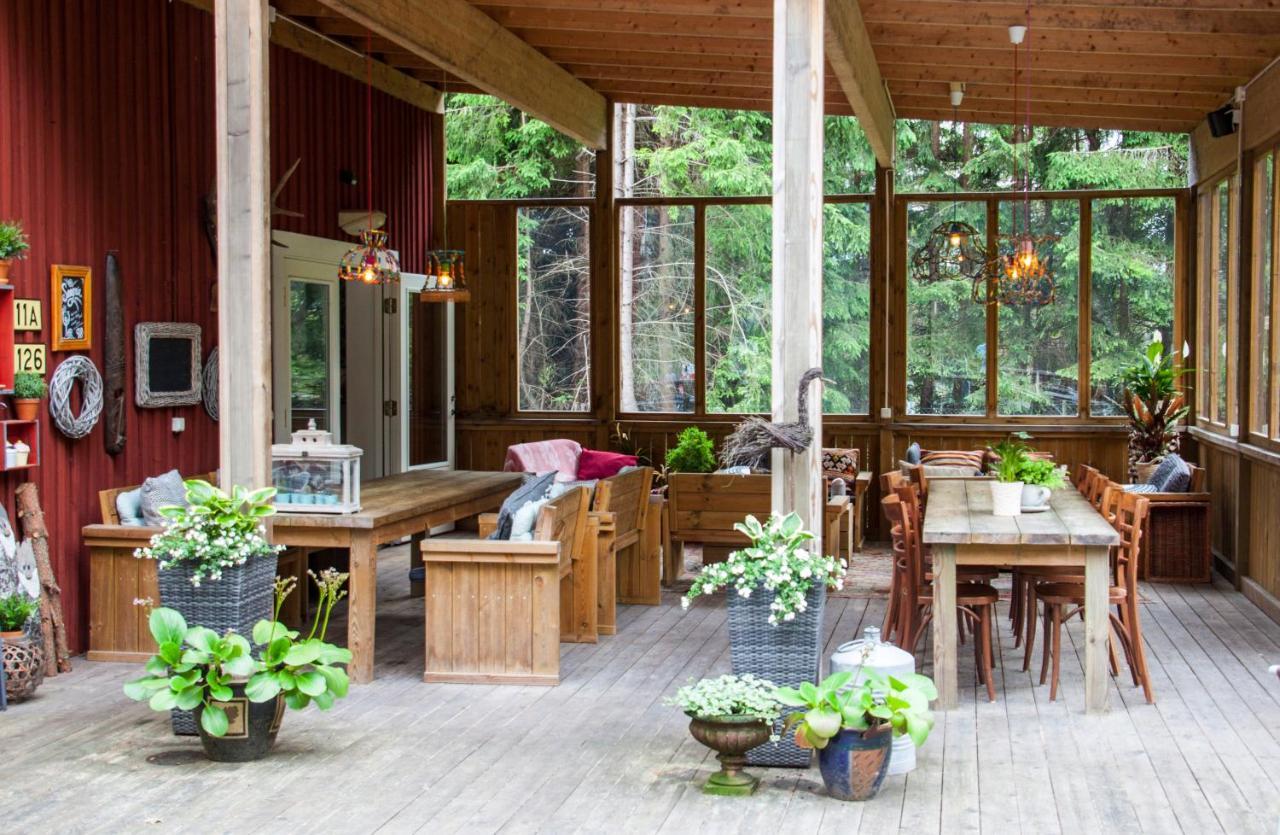 Guesthouse Eleven Hotel Arvika Zewnętrze zdjęcie